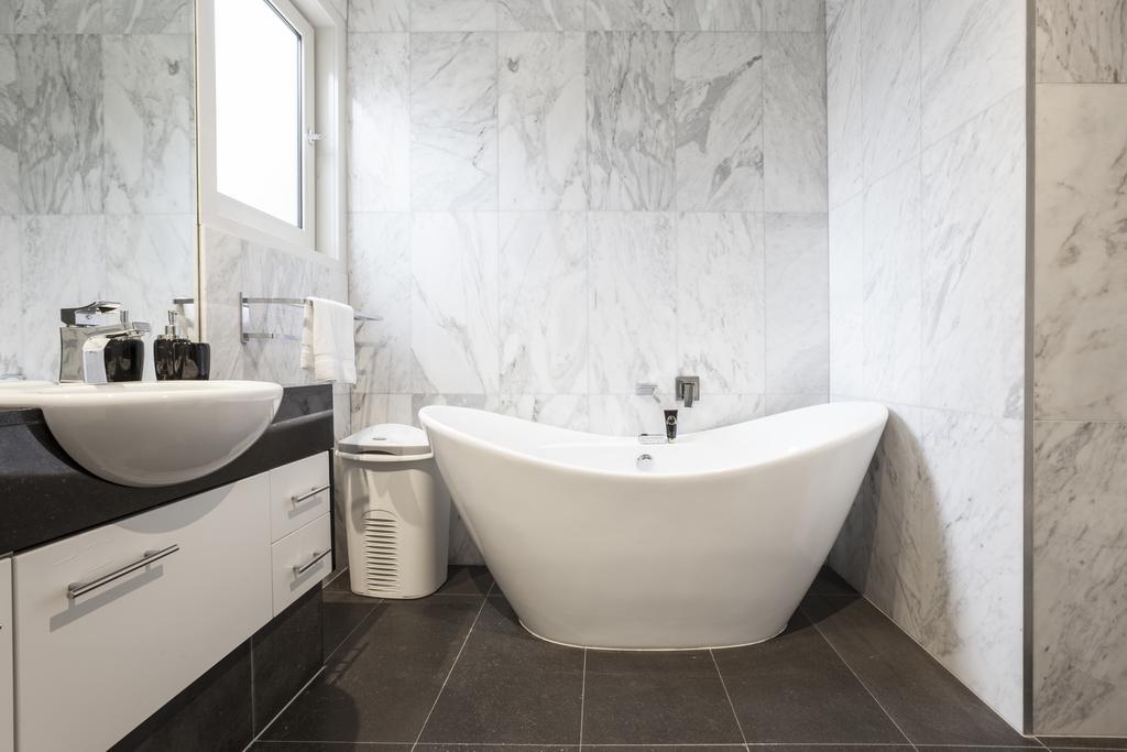 Boutique Stays - Elwood Hideaway