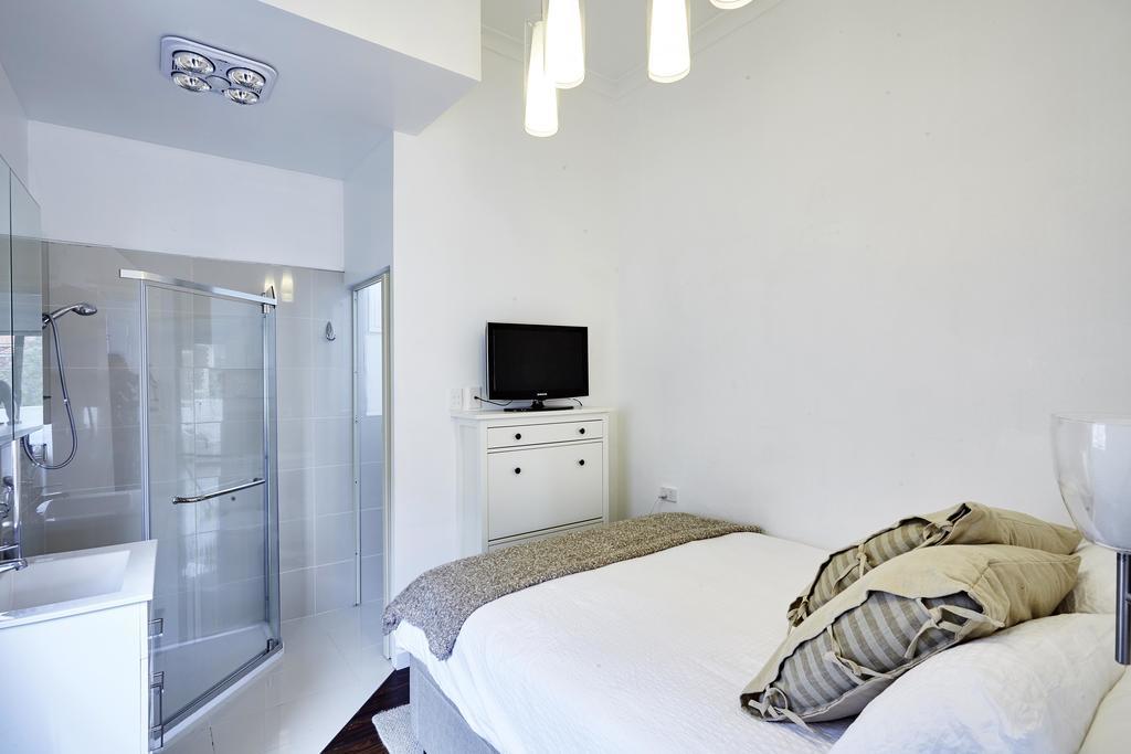 The Anderson, South Melbourne, Msac 400m, Parking, Balcony Apartment