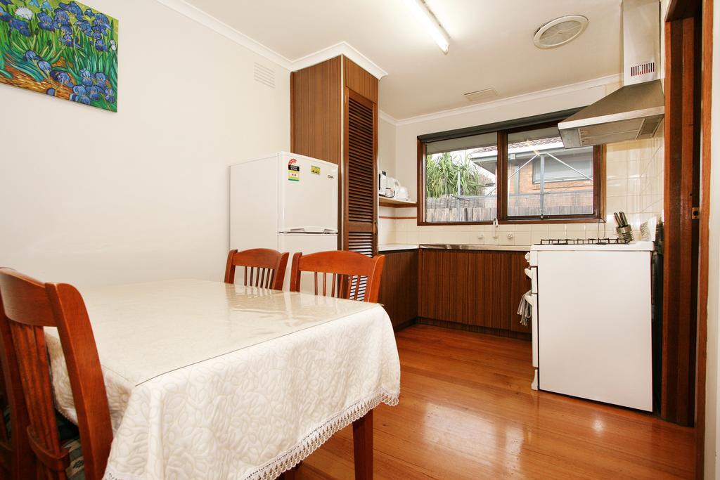Rent Holiday home Melbourne