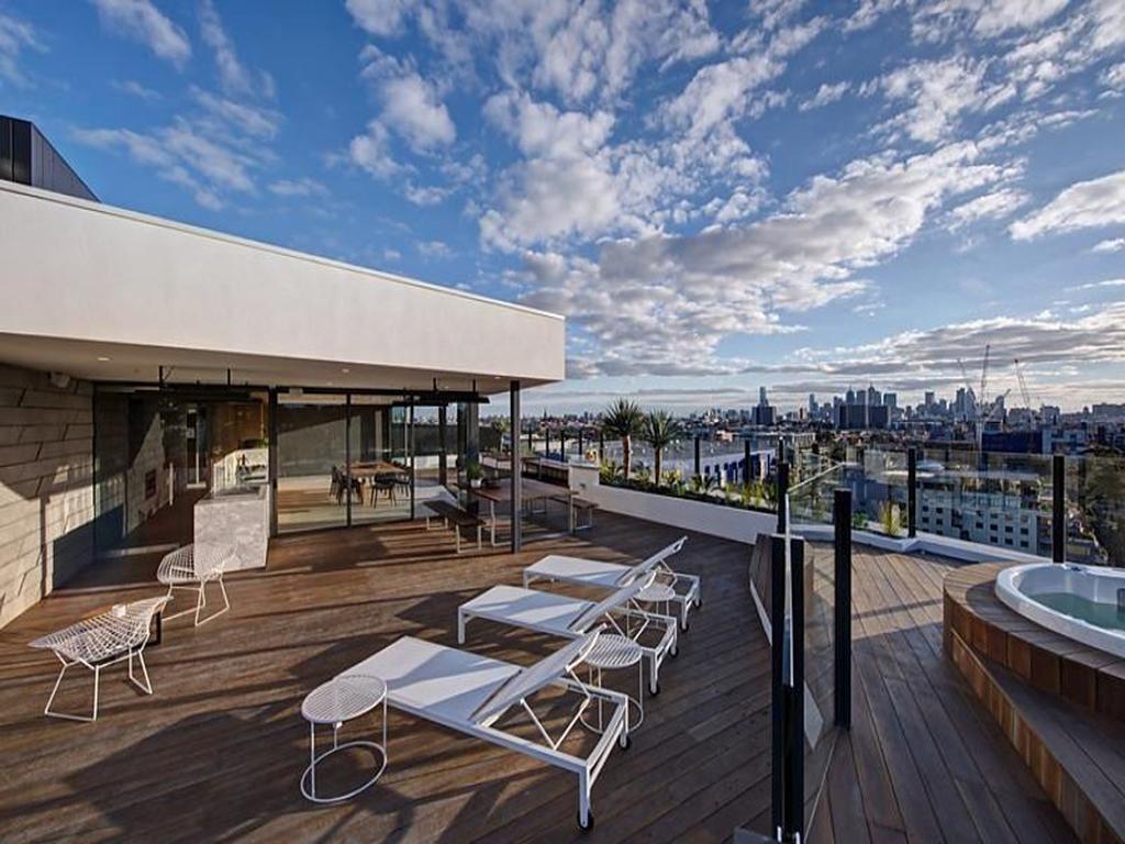 Apartment Riverside