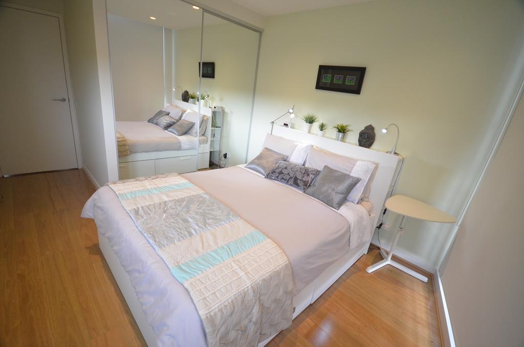 Riverside Apartment *