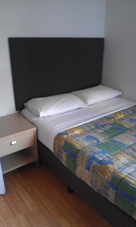 Aparthotel Ozstays 3*