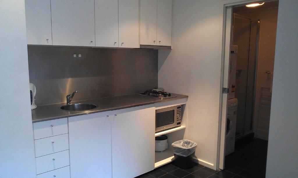 Ozstays Aparthotel