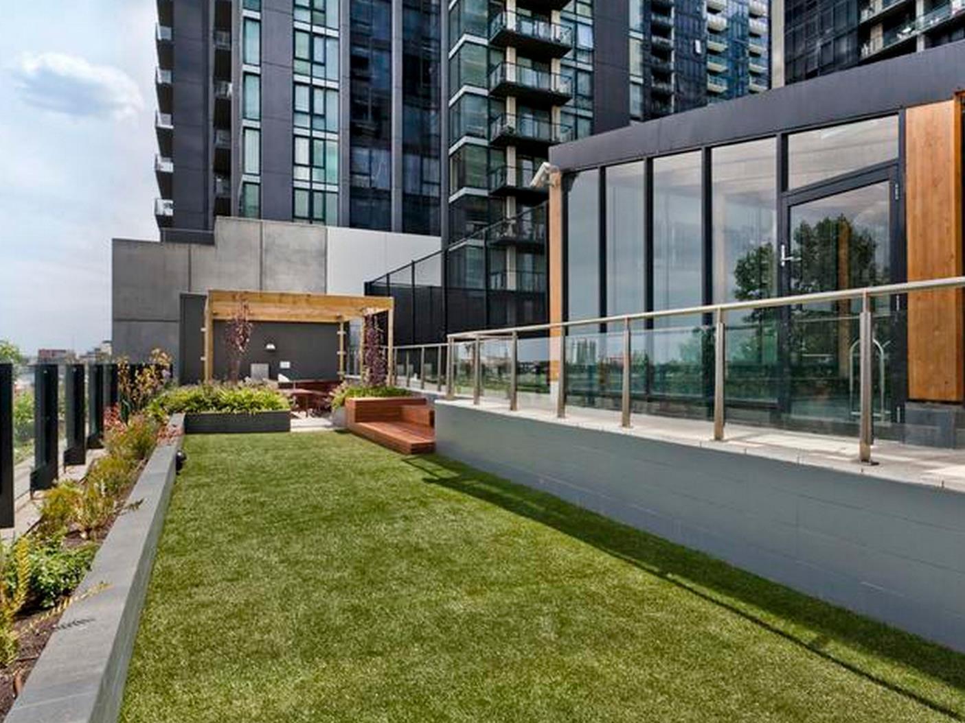 Bayviews Apartment *
