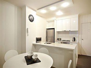 Aparthotel Gem Short 4*