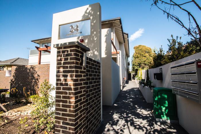 Orange Serviced Aparthotel 4*