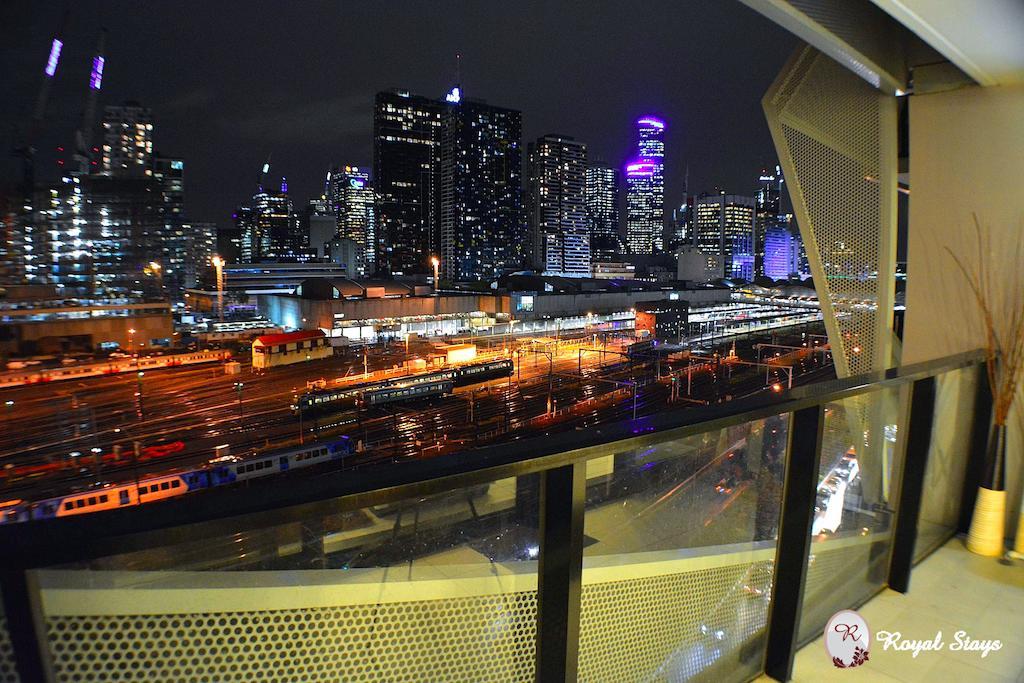 Royal - Docklands Apartment Melbourne