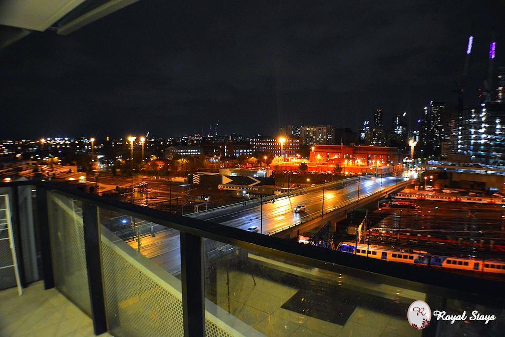 Royal - Docklands Apartment *