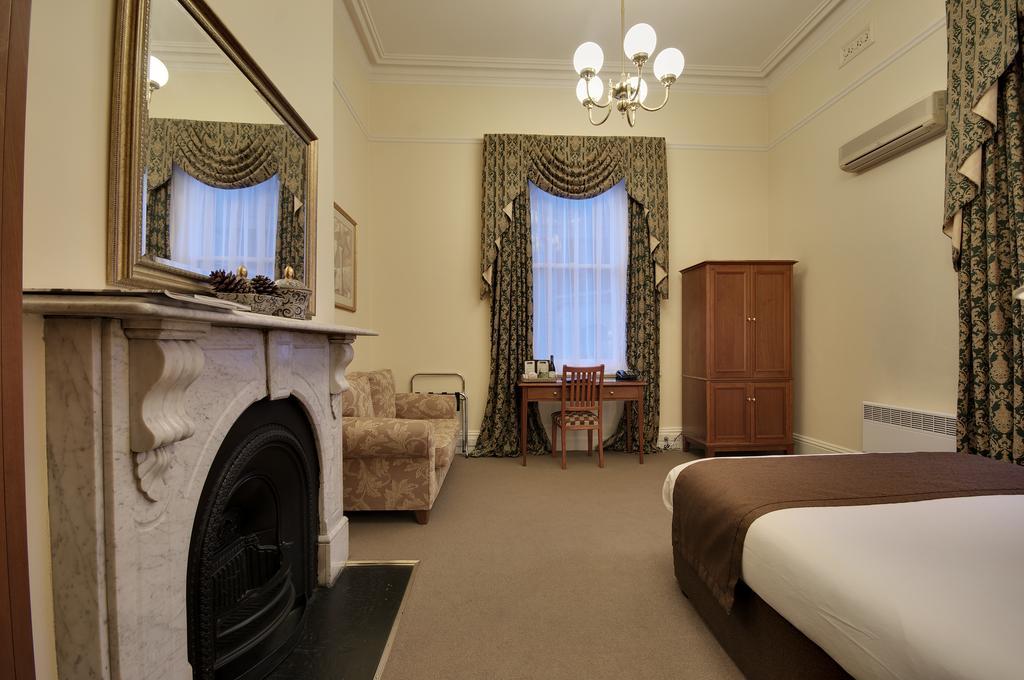 Charsfield Melbourne