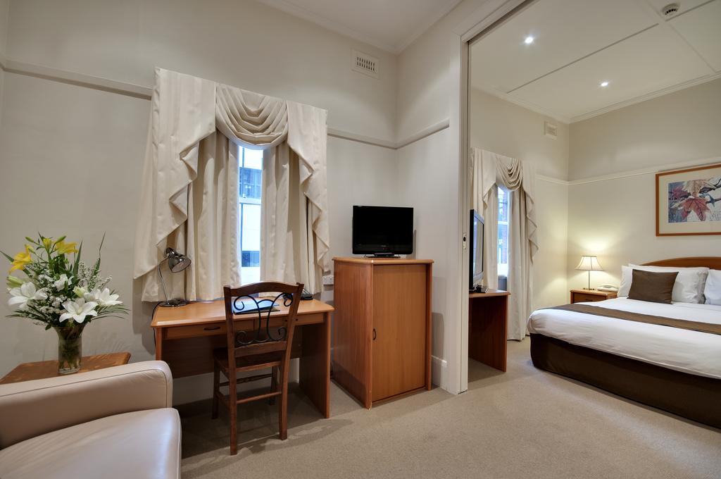 Hotel Charsfield 4*