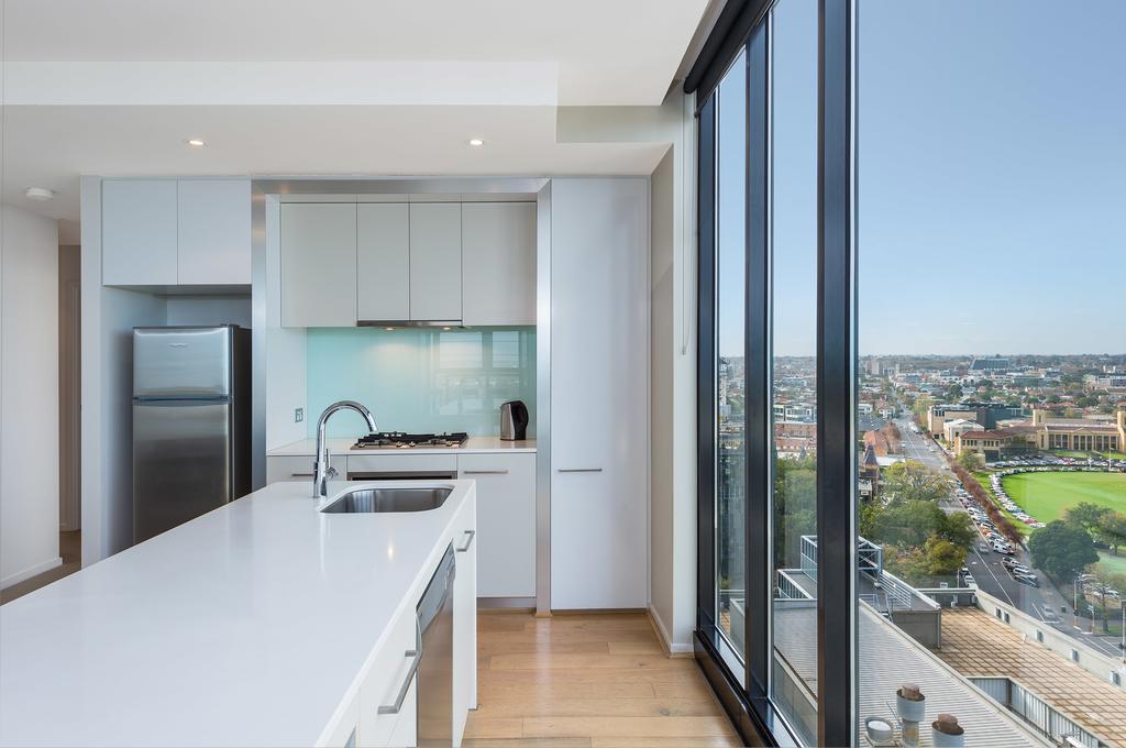Mercure St Kilda Road