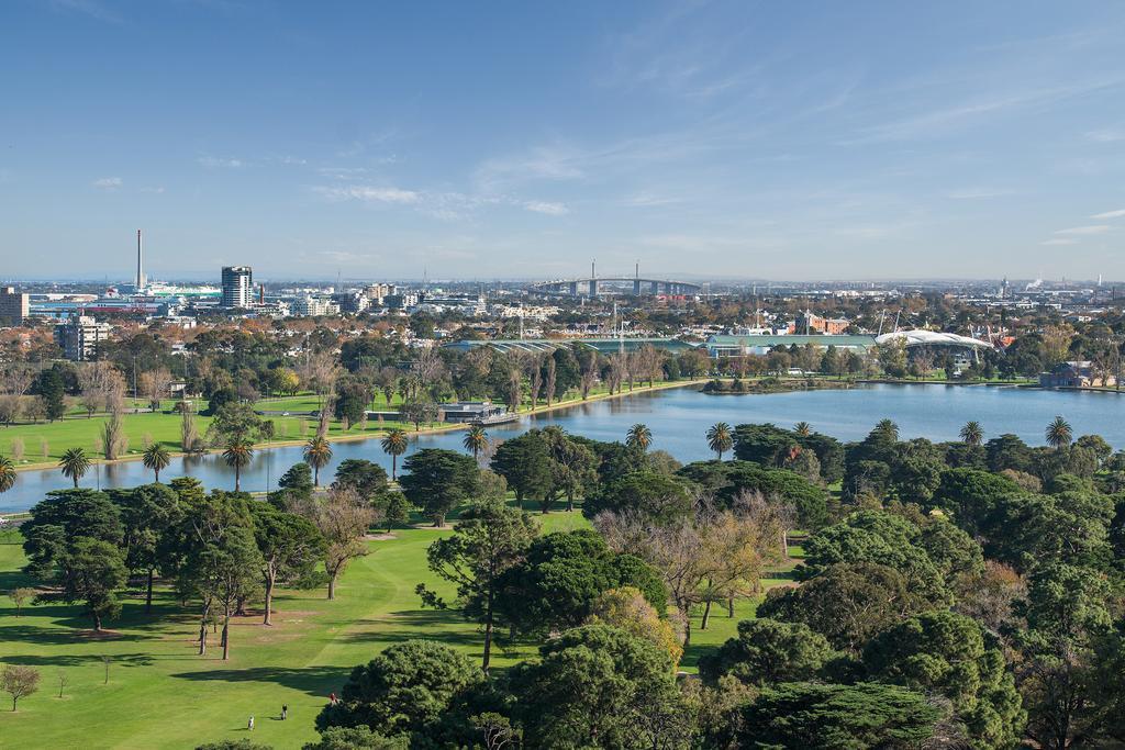 Mercure St Kilda Road