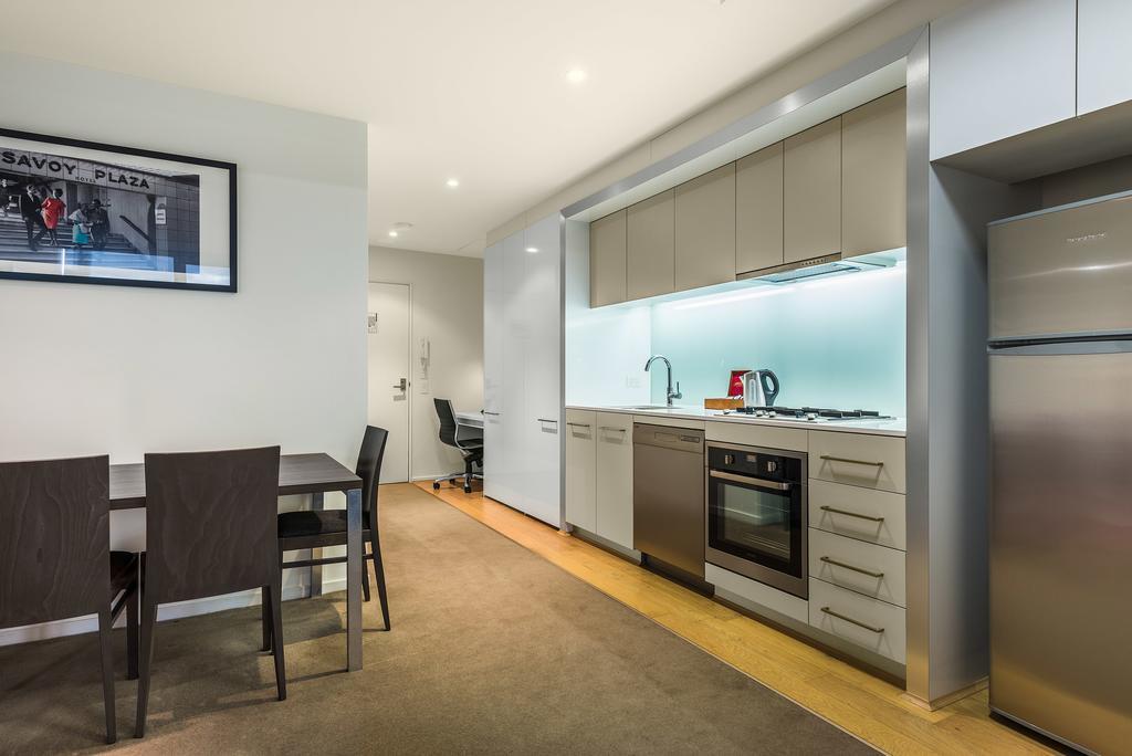Mercure St Kilda Road Melbourne
