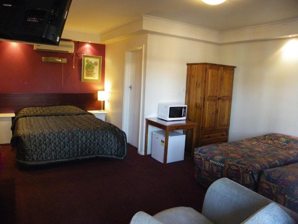 Palms Footscray Motel