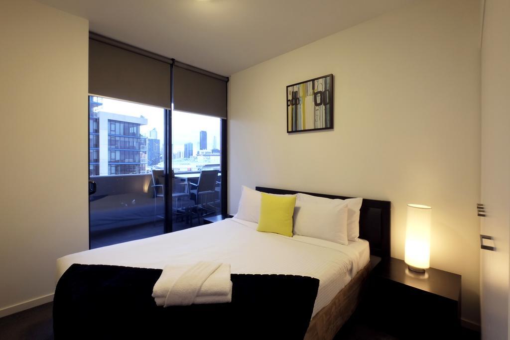 Aparthotel Docklands Prestige 4*