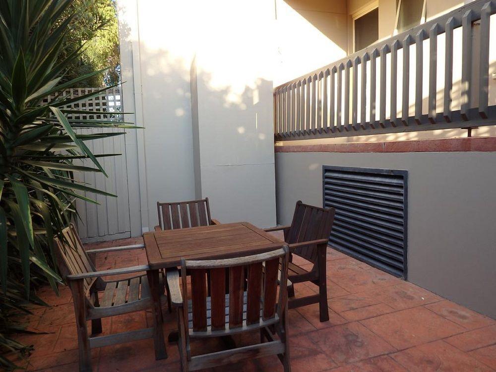 Apartment @ Kew Q105 *