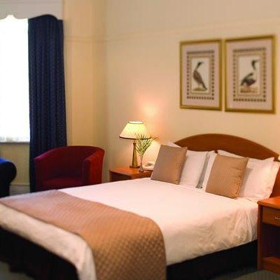 Hotel Charsfield Melbourne