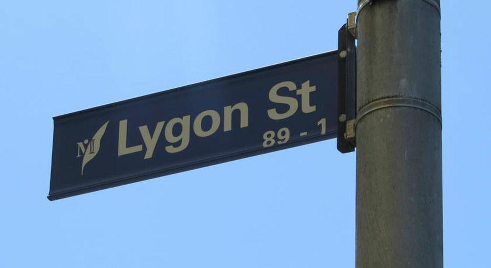 On Lygon Aparthotel Melbourne