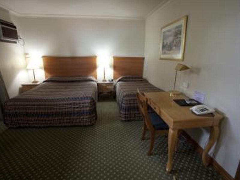 Bell 3* Melbourne