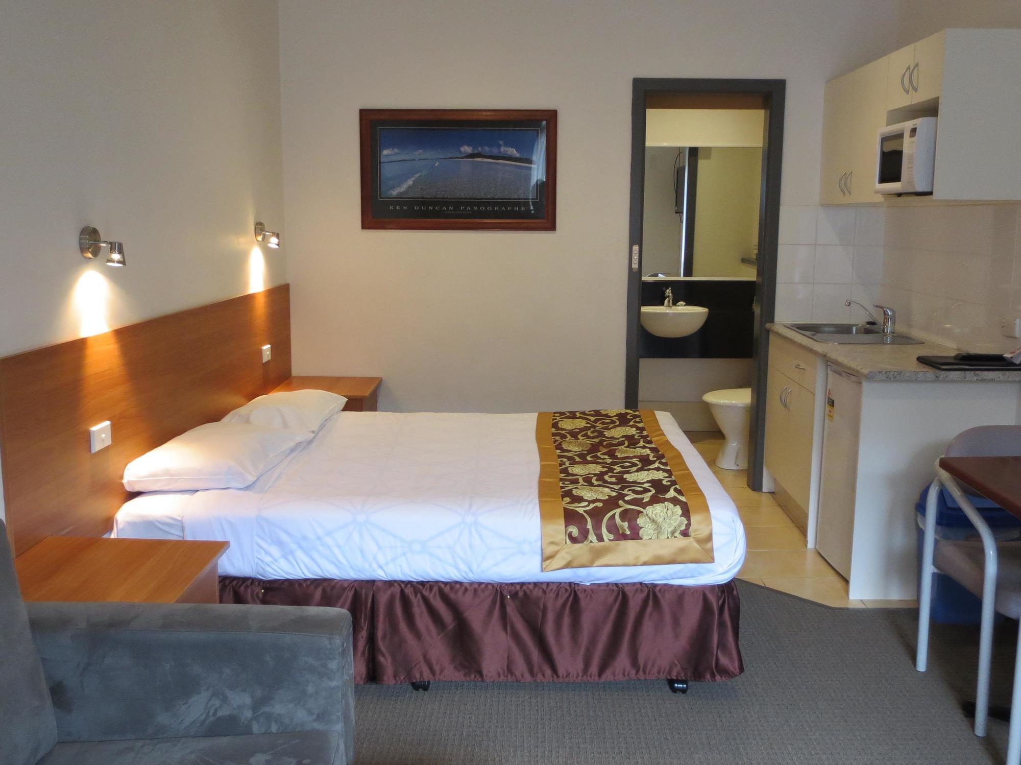 Flagstaff Motel 3*