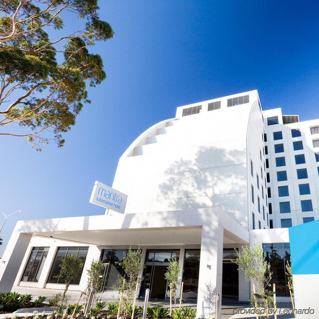Mantra Airport Hotel 4*