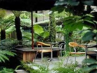 Heights Serviced 4* Melbourne