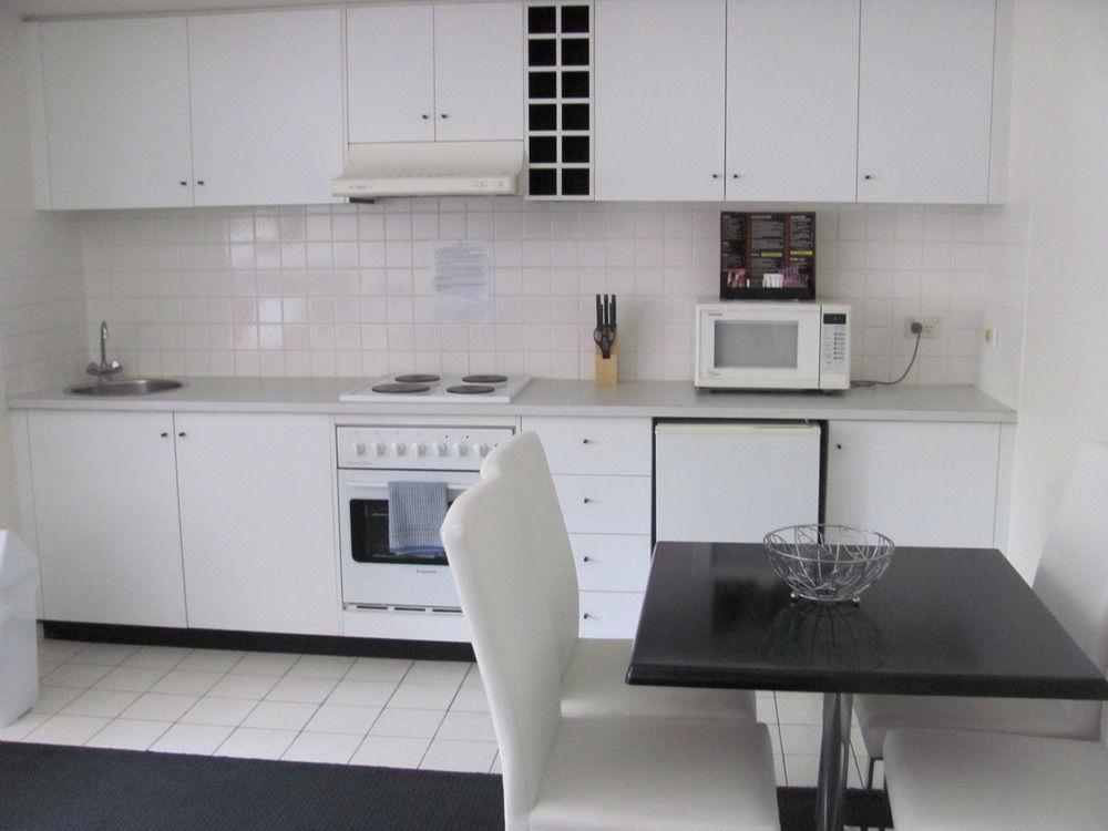 On Flemington Apartment Melbourne