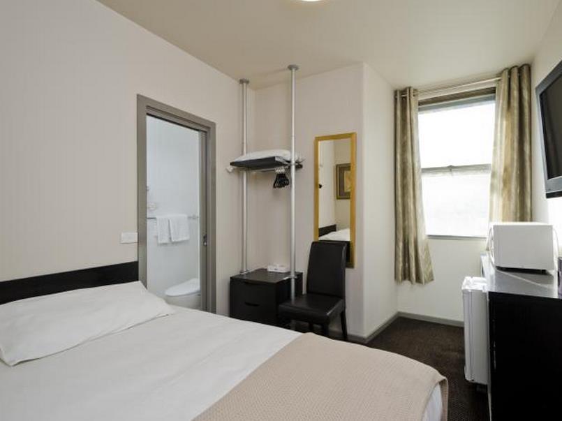 Square Hotel Melbourne