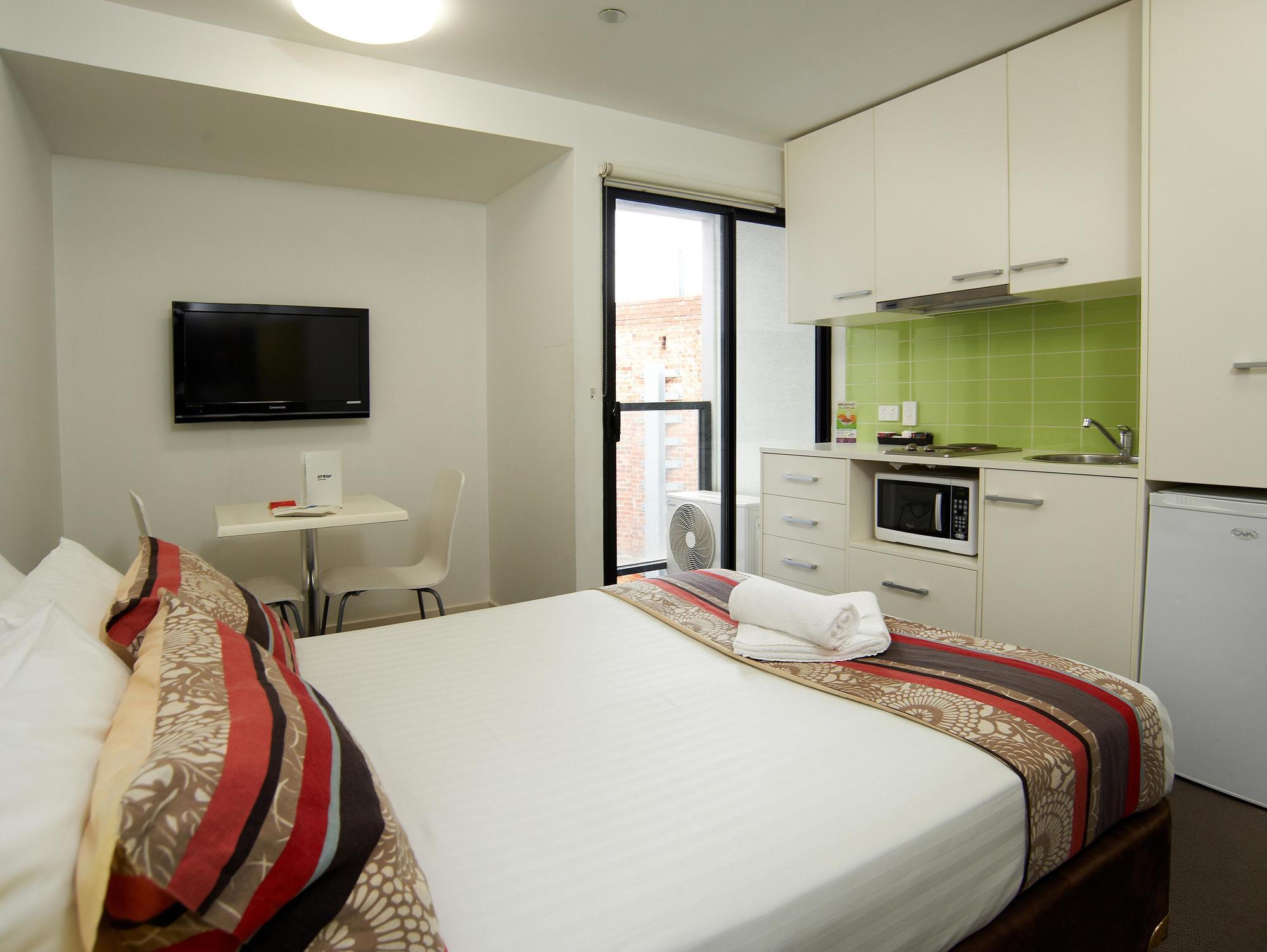 Edge North 4* Melbourne