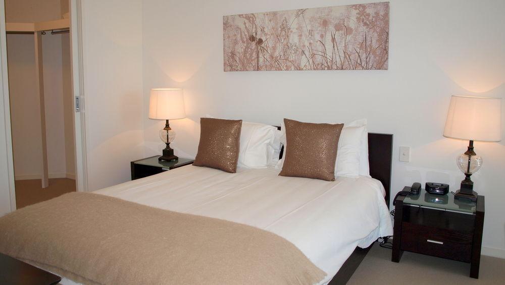 Docklands Prestige Aparthotel