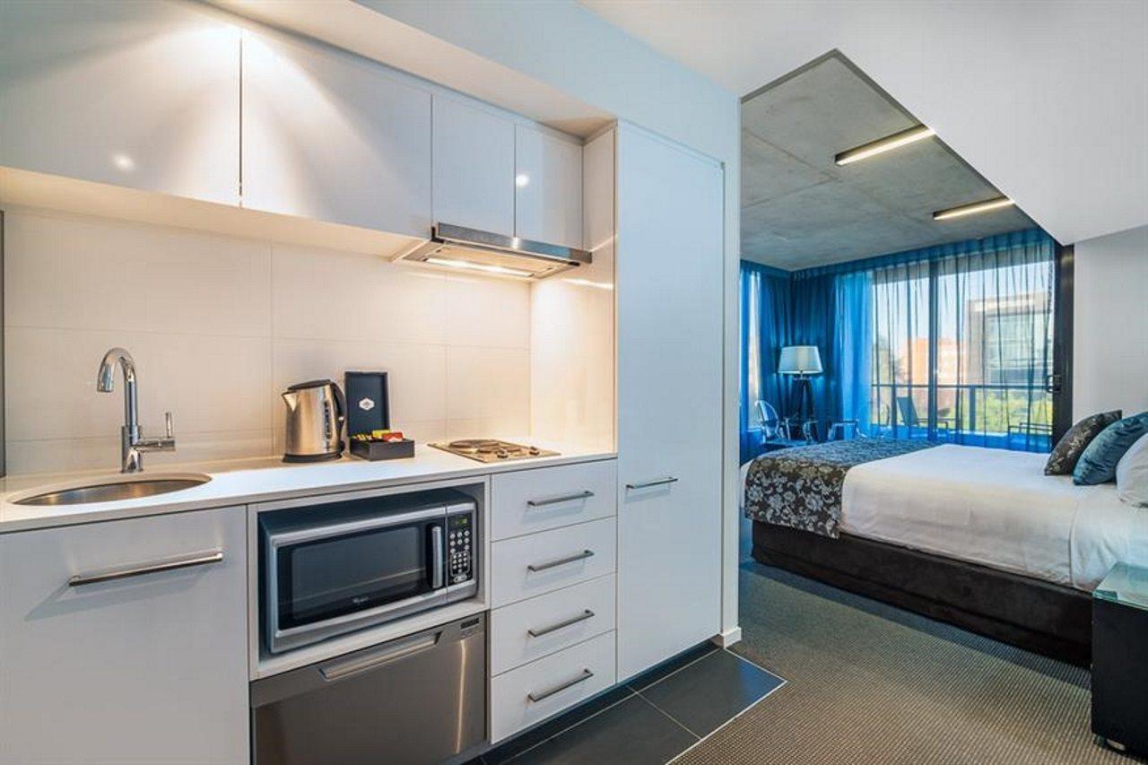 Mercure St Kilda Road