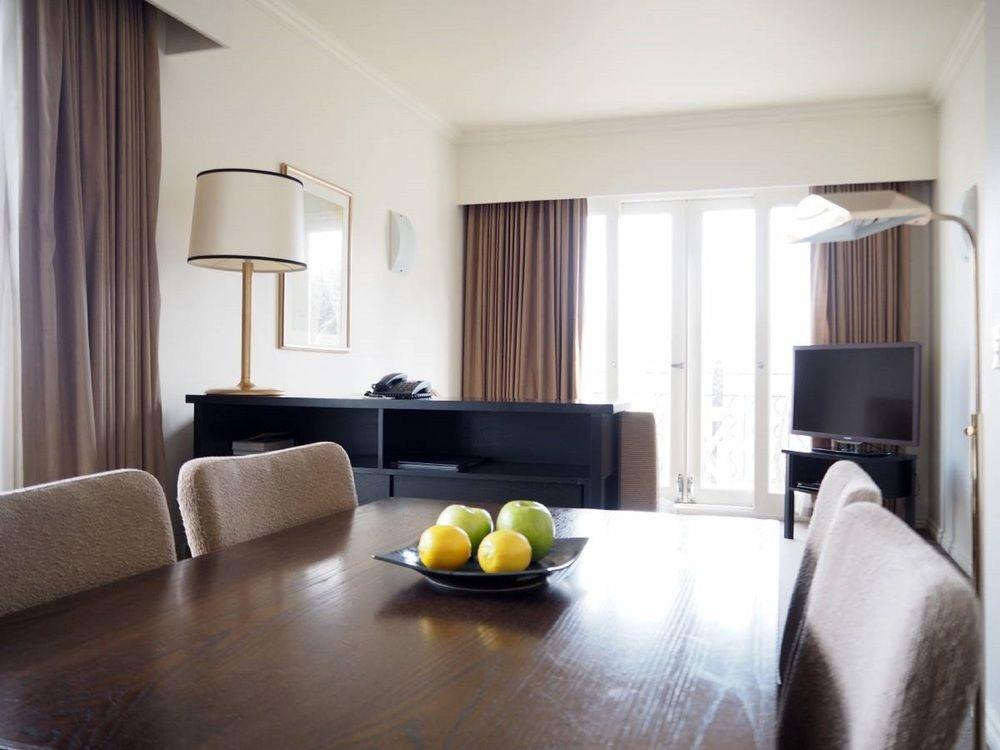 Hotel The Lyall 5*