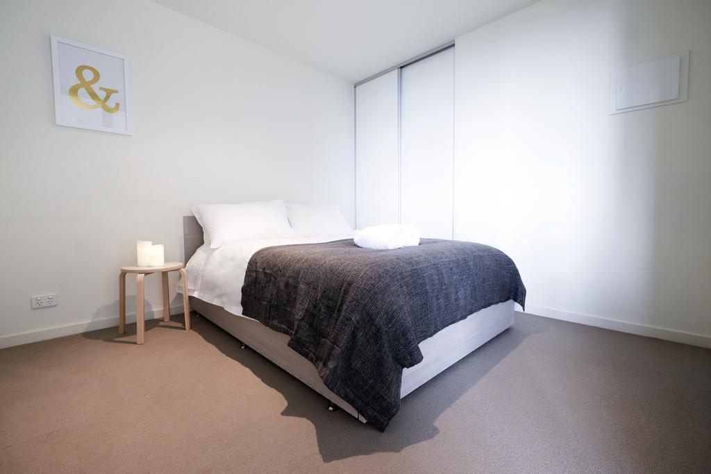 Mono Apartments On Franklin Street * Melbourne