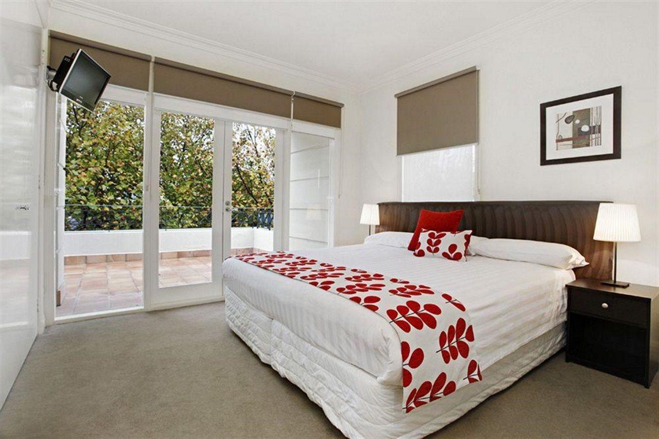 Caroline Serviced South Yarra * Melbourne