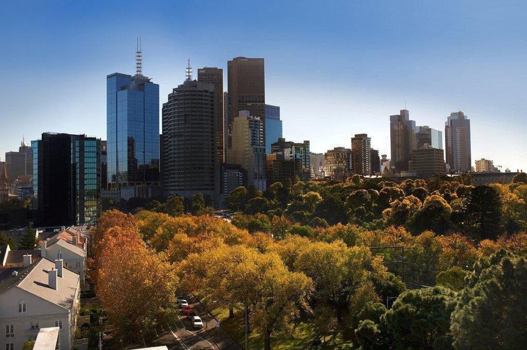 Quest Jolimont Aparthotel 4*