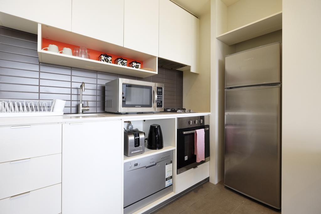 Mono Apartments On Franklin Street Apartment