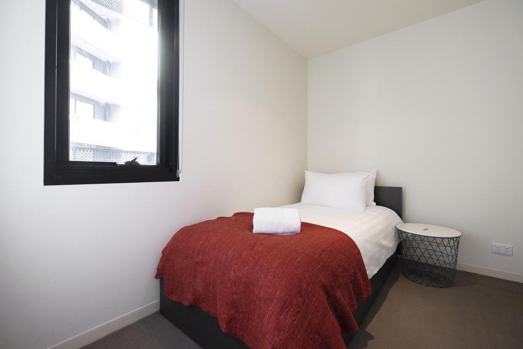 Mono Apartments On Franklin Street Apartment Melbourne