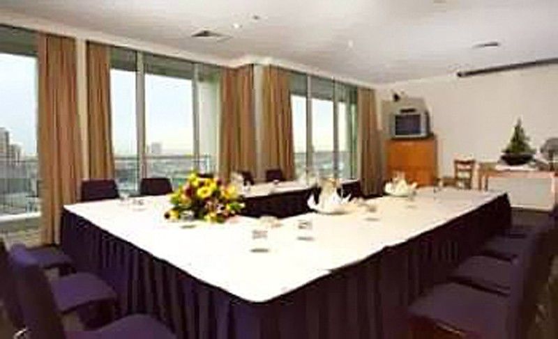 Clarion Gateway Hotel 4*