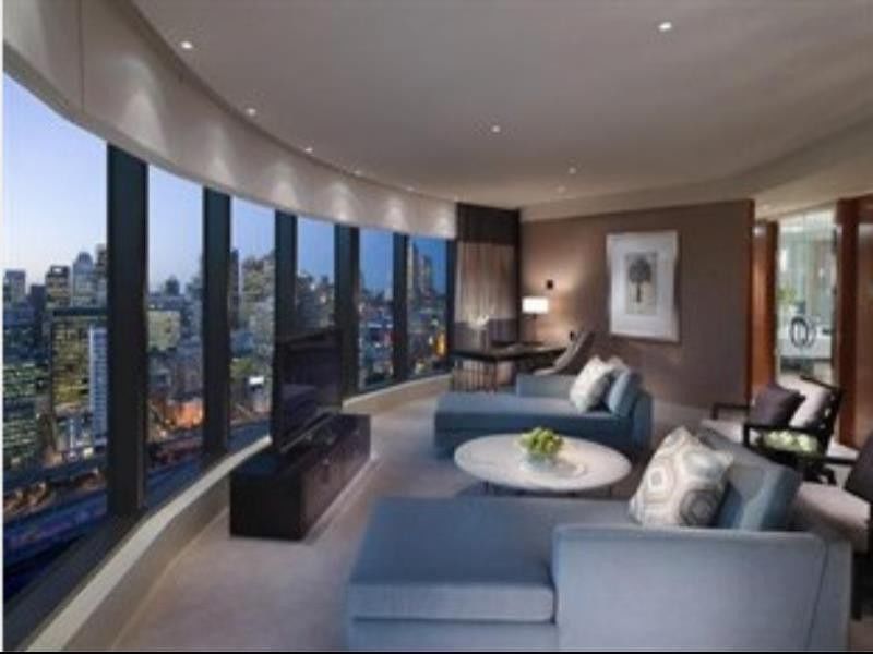 Crown Towers 5*