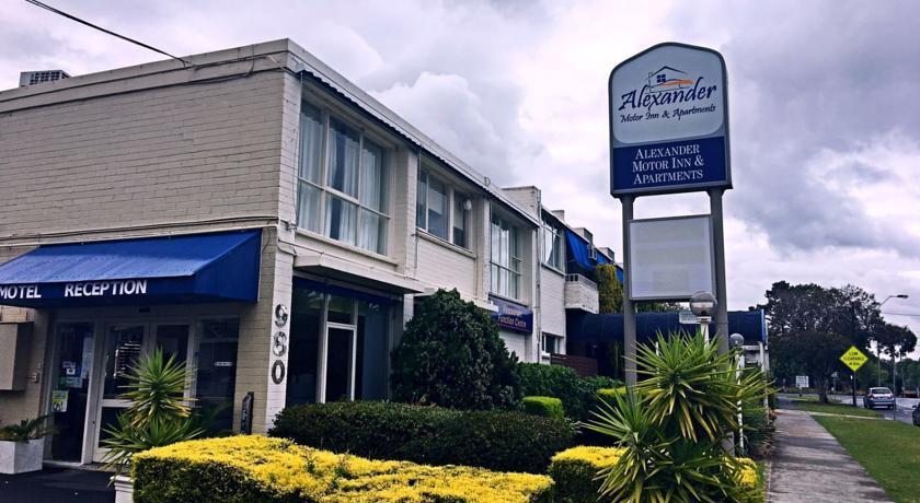 Alexander Motor Motel 3*