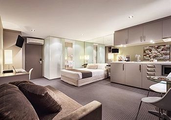 Beaumont Kew Aparthotel 4*
