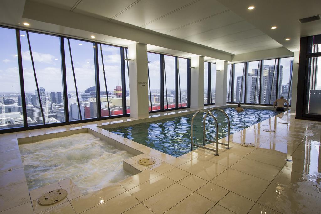 Aussie Escape Apartments-Skyline Collins Tower