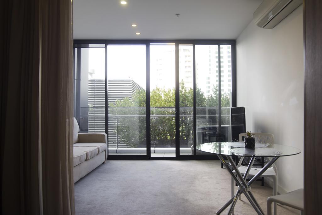 Amazing Accommodations: Vogue Apartment Melbourne