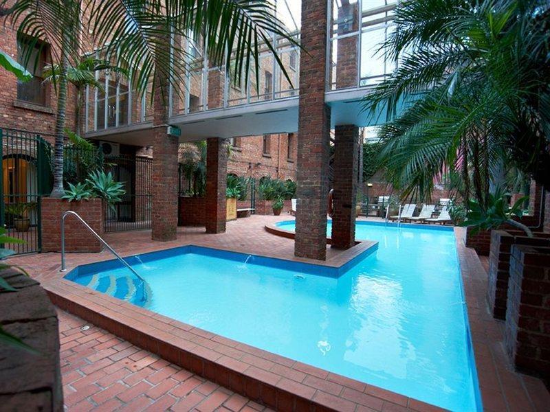 Quest Gordon Place Apartment Melbourne