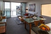 Apartment Accent At Docklands Melbourne