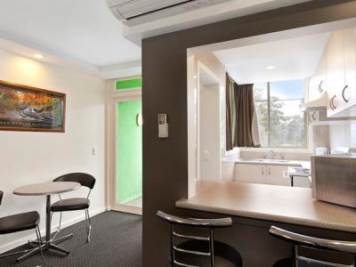 Melbourne's Princes Park Motel 4*