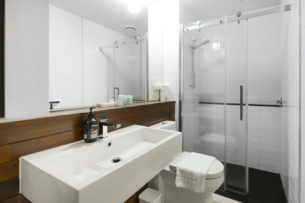 Canvas Suites On Russell Place Melbourne