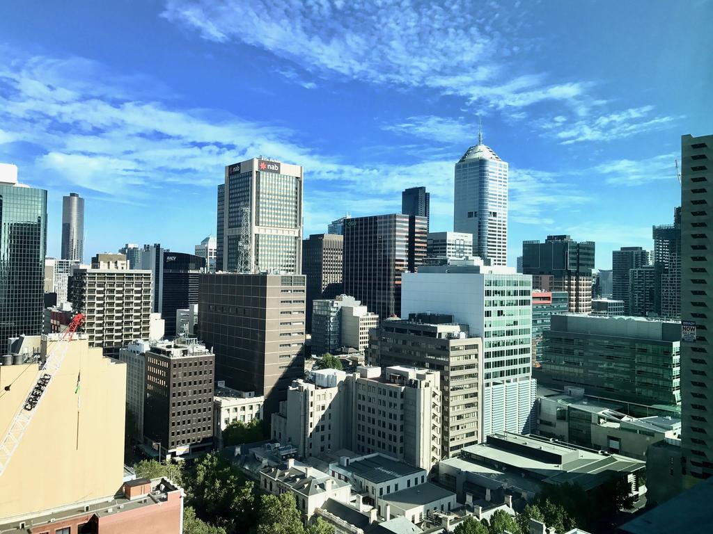 Urbanminder @ La Trobe Tower Aparthotel 4*