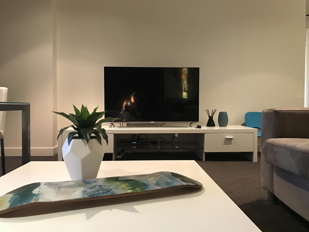 Apartment Urbanminder @ Freshwater Place Melbourne