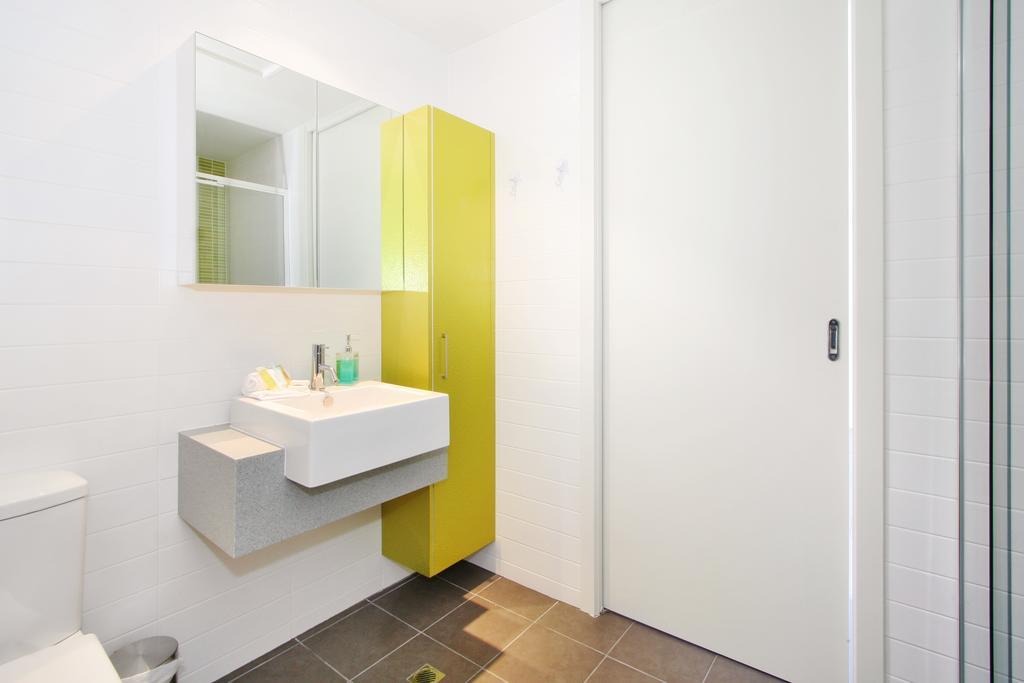 Apartment Espresso - Smart St Kilda Living *